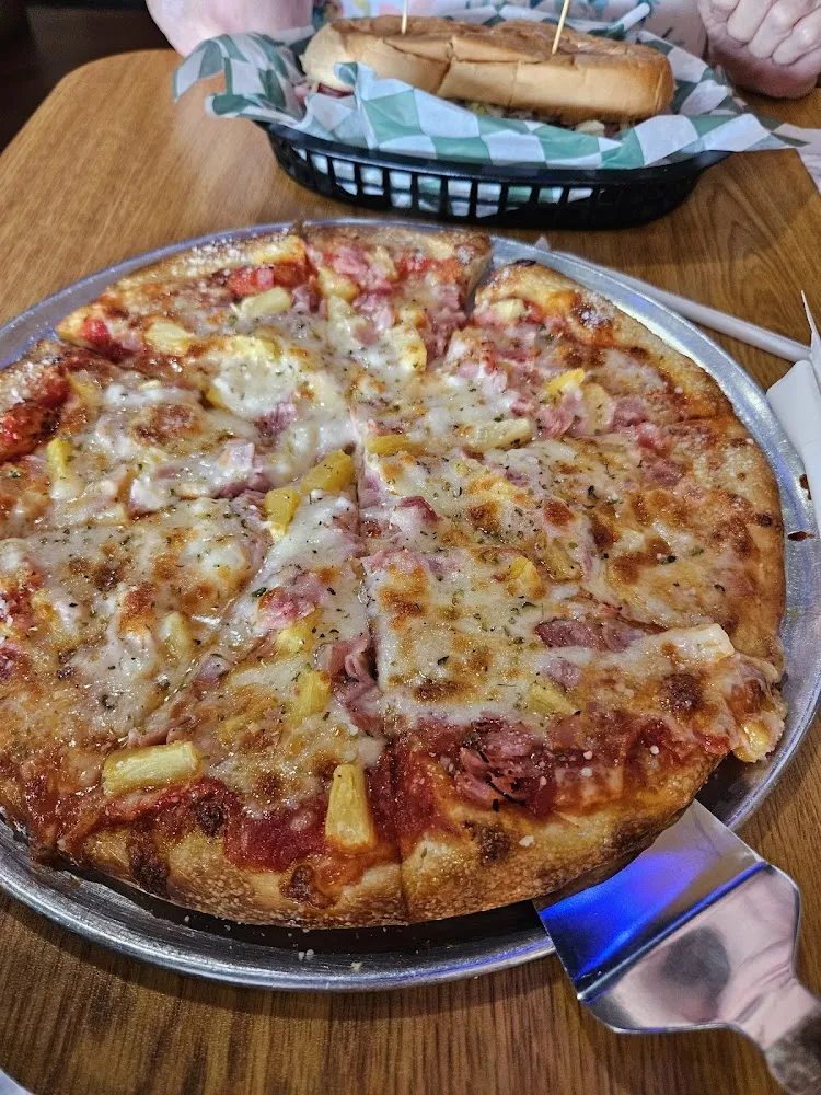 Hawaiian Pizza
